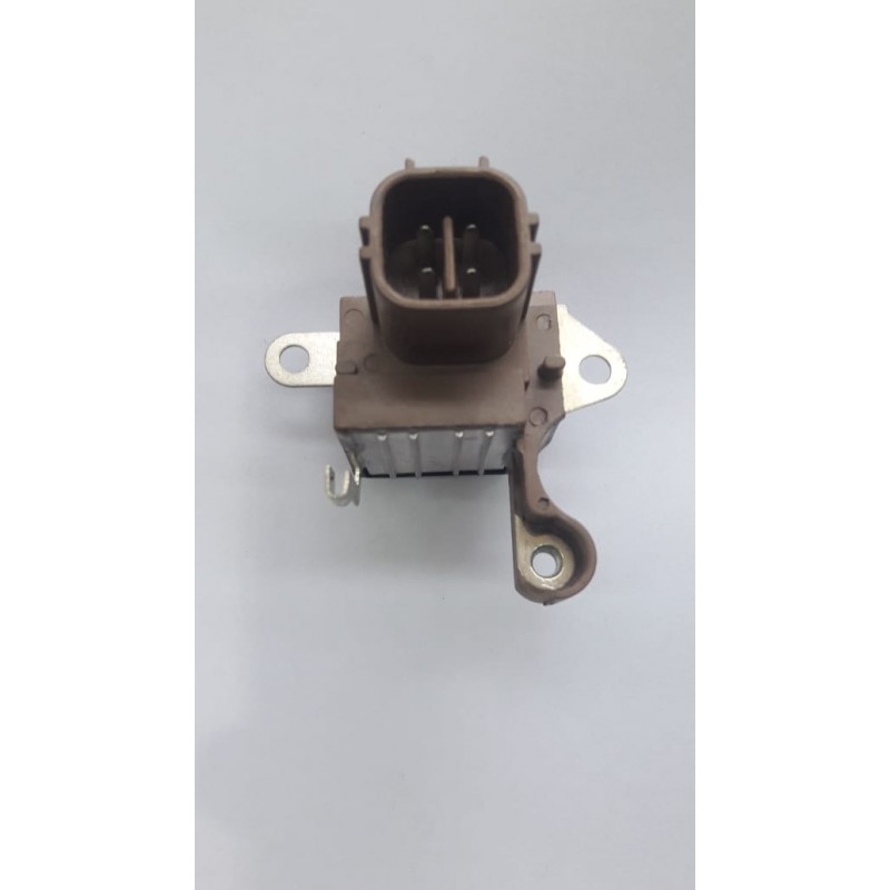 REGULADOR DE VOLTAJE TOYOTA HILUX VIGO 2.7L 12V