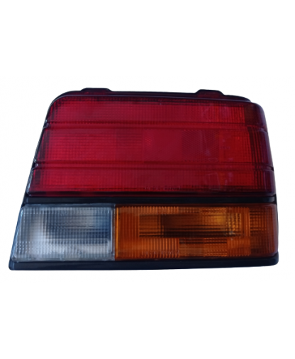 Suzuki Forsa I 07-Faro Posterior RH Taiwan